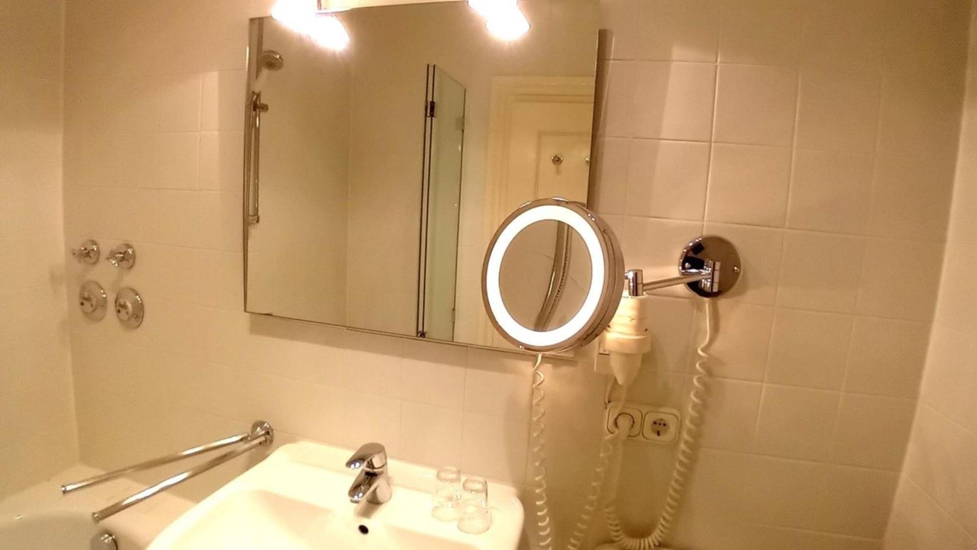 Luedersburg Herrenhaus Appartement 13 מראה חיצוני תמונה